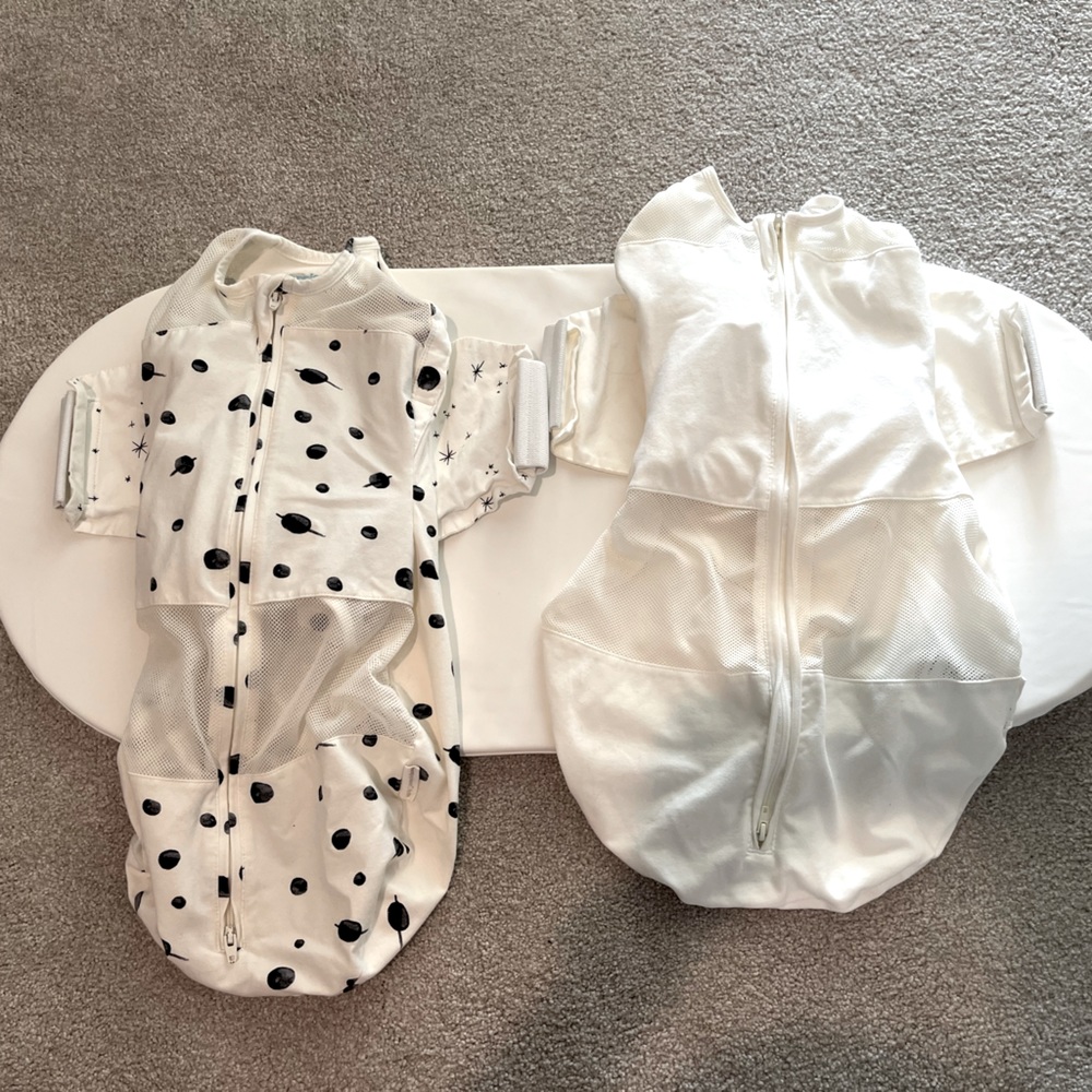 (2)Small Snoo Sleepea sacks and mattress